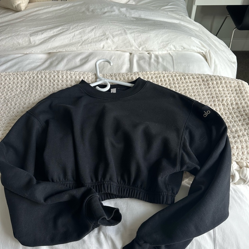 Cropped Alo crew neck